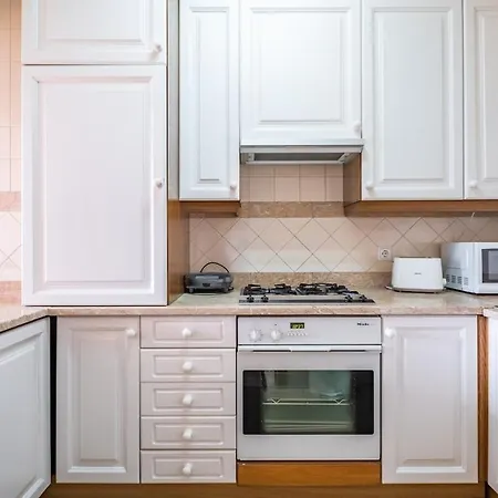 Sea View 1 Bedroom *