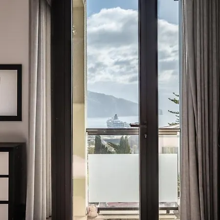 Апартаменты Sea View 1 Bedroom Фуншал