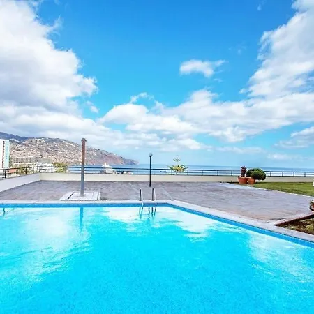 Апартаменты Sea View 1 Bedroom Фуншал