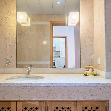 Апартаменты Sea View 1 Bedroom